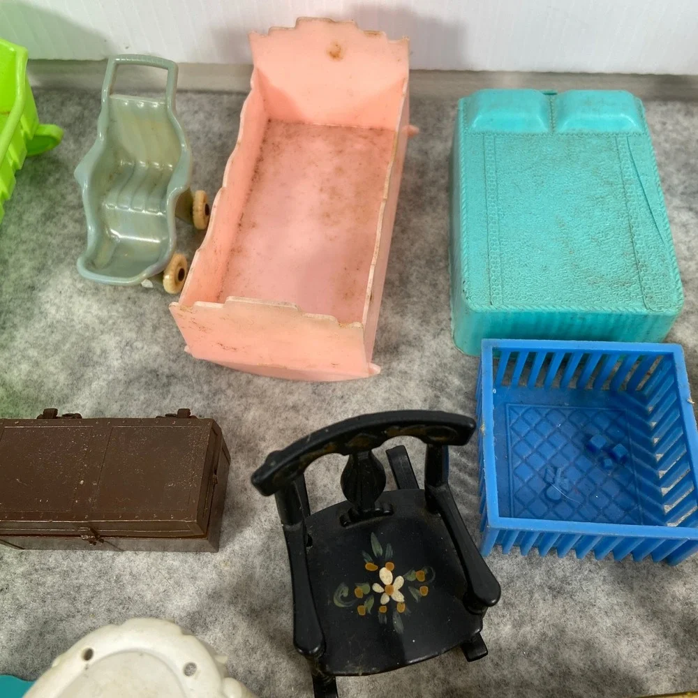 VTG Lot Dollhouse Furniture Accessories‎ Renwal BEST Tootsietoy Mattel Superior